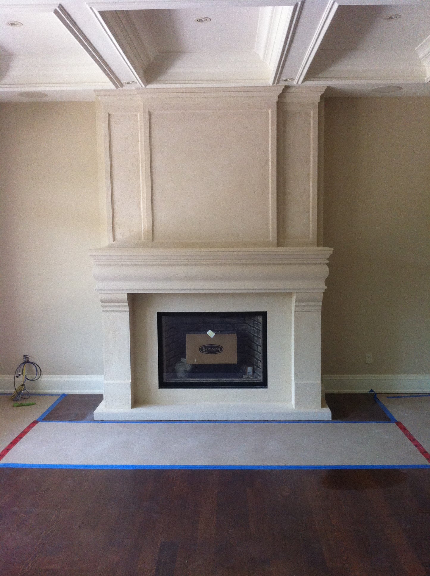 Fireplace Mantel Surround (Cast Stone) 1106.556 GS