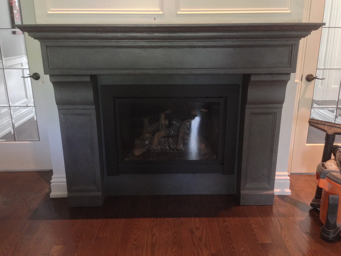 Fireplace Mantel Surround (Cast Stone) 1111.511 GS